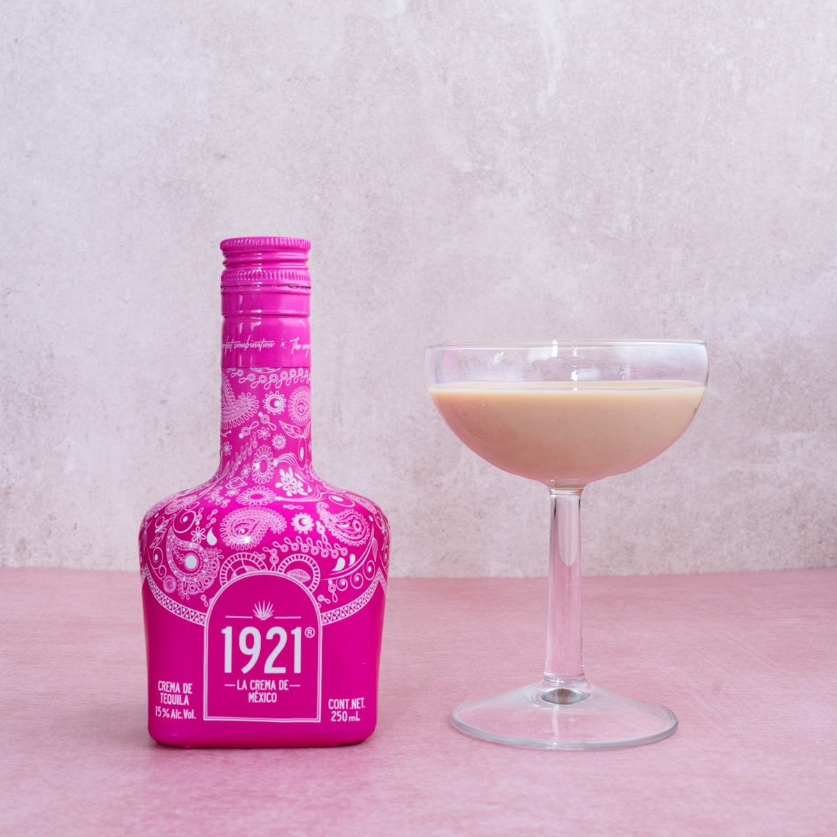 1921 Crema de Tequila 250ml Edición Irresistible Rosa - Image 3