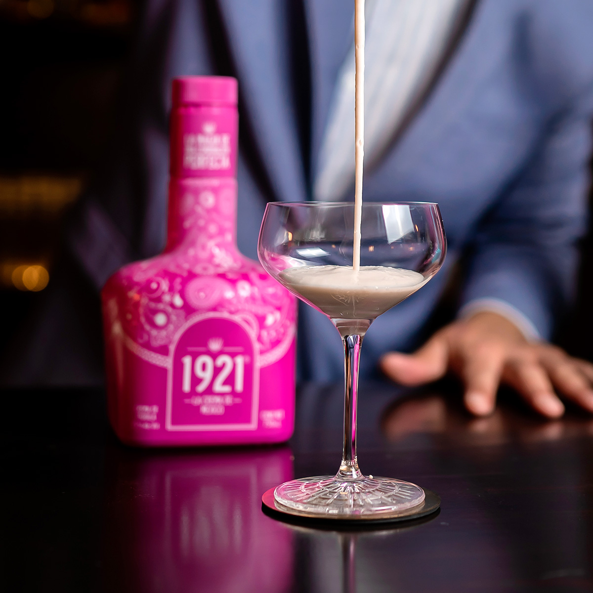 1921 Crema de Tequila 250ml Edición Irresistible Rosa - Image 4
